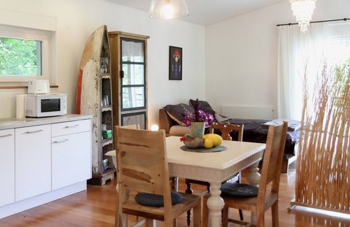 Waldshut-Tiengen House | Holiday Home 'Gästehäusle' with Private Garden, Balcony and Wi-Fi