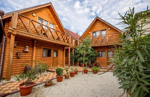 Verkhne-Imeretinskaya Bukhta House | Holiday home Galla