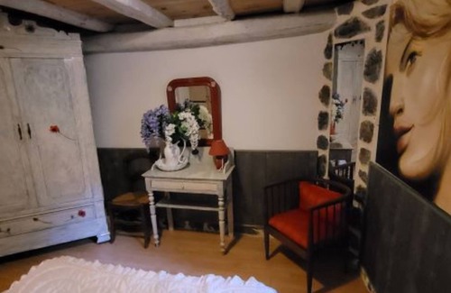 Nohedes House | Holiday Home 'Gîte Bellevue' with Mountain View, Wi-Fi and Air Conditioning