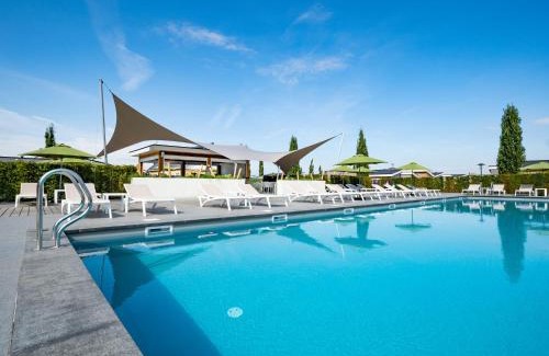 Gasthuis House | Holiday Home Green Resort Mooi Bemelen-1 by Interhome