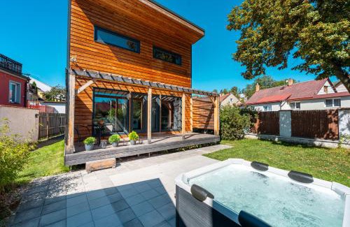 Hlinsko Apartment | Holiday Home Hlinsko