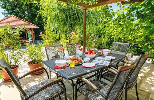 Abrahamhegy House | Holiday Home Horvath by Interhome