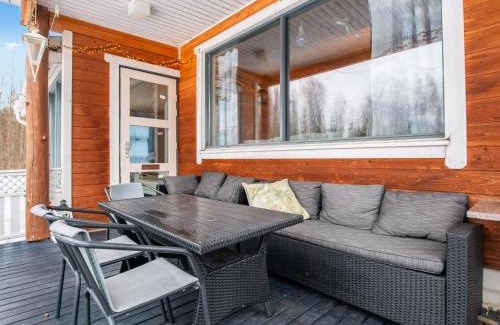Kvevlax House | Holiday Home Huvila hietamäki by Interhome