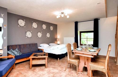 Schoenberg House | Holiday Home in Ardennes with Scenic Terrace