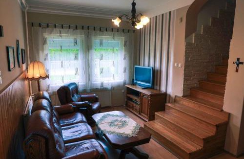 Balatonkeresztur House | Holiday home in Balatonkeresztur 19455