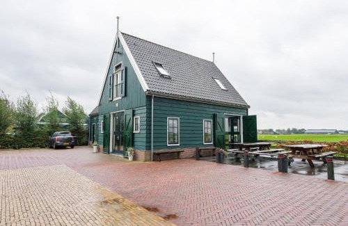 Municipality of Beemster House | Holiday Home in Beemster by Windmill, cleaning included
