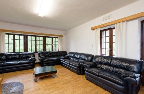Deiffelt House | Holiday Home in Deiffelt near Forest
