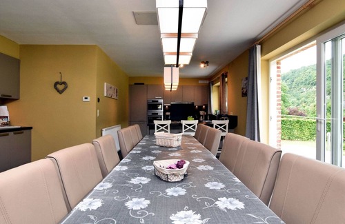 Hastiere-Lavaux House | Holiday home in Hastiere near forest