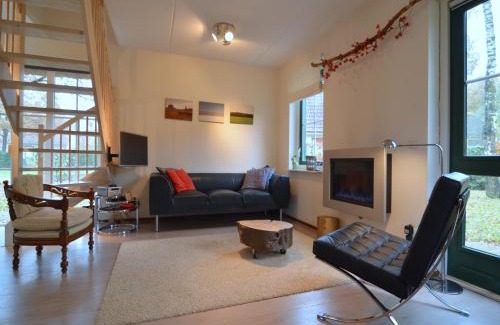 Heeten House | Holiday Home in Heeten near Forest