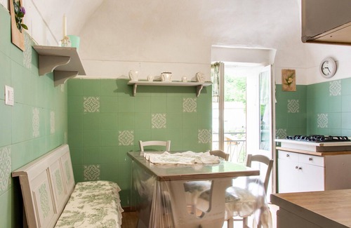 Calizzano House | Holiday Home in Liguria near Barbottina Forest