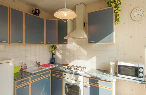 Malemort-sur-Correze House | Holiday Home in Malemort with Private Garden