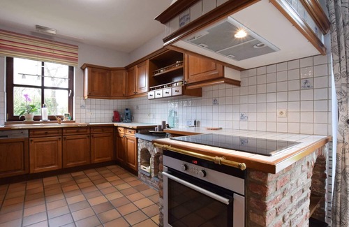 Bastogne House | Holiday Home in Noville With Garden & BBQ