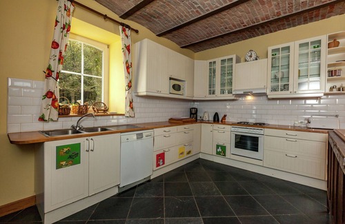 Libramont-Chevigny House | Holiday Home in Saint-Hubert with Sauna