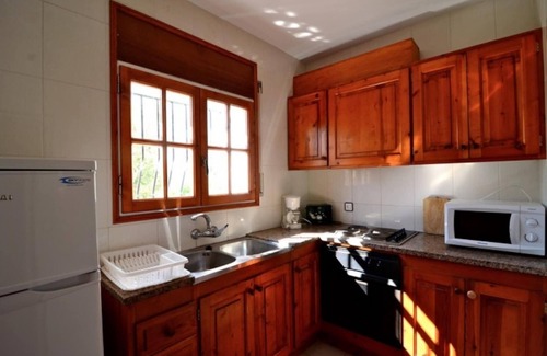 L'Escala House | Holiday Home in Spain near Sandy Beach