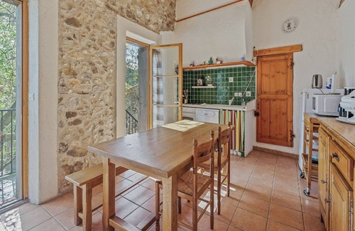 Tautavel House | Holiday Home in Tautavel near Gorges & Museum