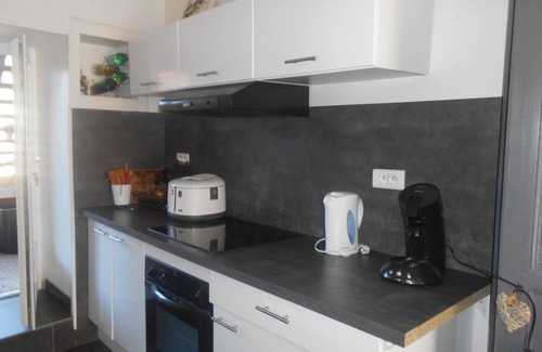 Louvie Juzon House | Holiday home in the mountains, private terrace not overlooked, fully equipped!