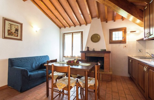 Vicchio House | Holiday Home in Vicchio with Private Pool