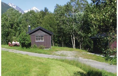 Andalsnes House | Holiday Home Isfjorden Isfjorden