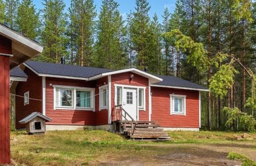 Salla House | Holiday Home Itätullinkievari by Interhome