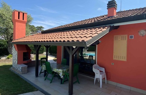 Isola Albarella House | Holiday home Single villa with swimming pool