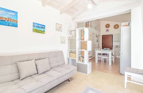 San Pietro a Mare House | Holiday Home Carlotta by the Beach with Garden & Wi-Fi