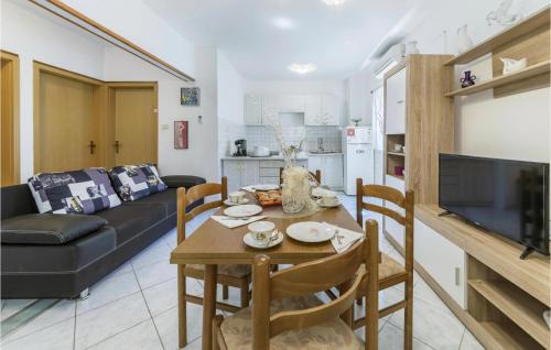 Rogocana House | Holiday Home Kapelica Ix Cr