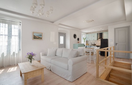 Kilada House | Holiday Home 'Koilada Family House 1' with Sea View, Wi-Fi