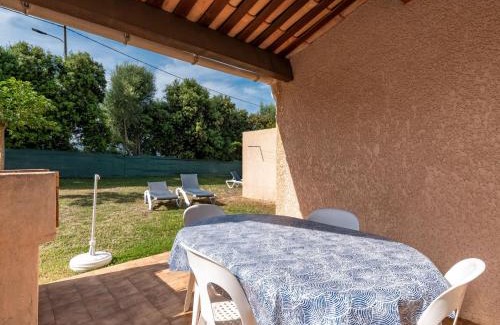 Sagone House | Holiday Home La Pinède- bungalow 4 pers- by Interhome