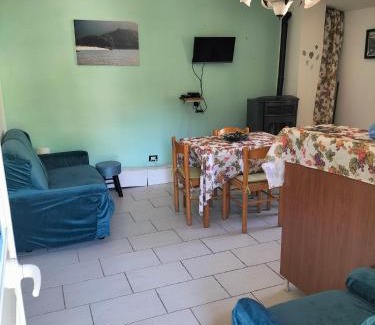 Fiumata House | Holiday Home Lago del Salto