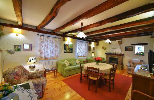 Cerovlje Villa | Holiday Home Lori