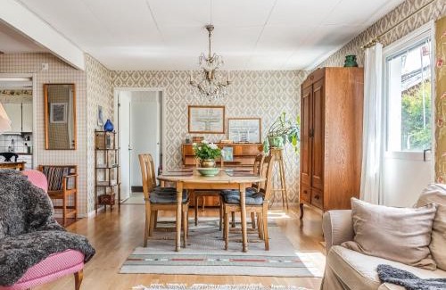 Molltorp House | Holiday Home Mölltorp by Interhome