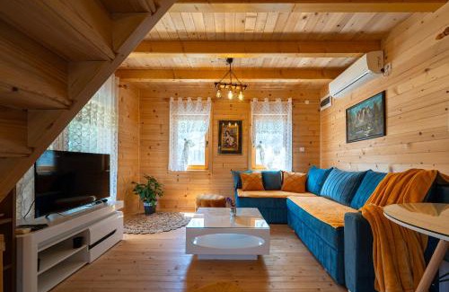 Rijeka Crnojevica House | Holiday Home MIA