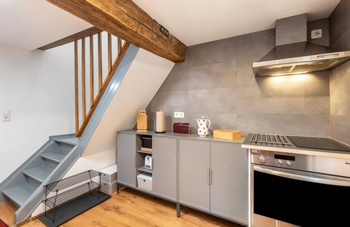 Jesberg House | Holiday Home 'Mittendrin' with Private Terrace