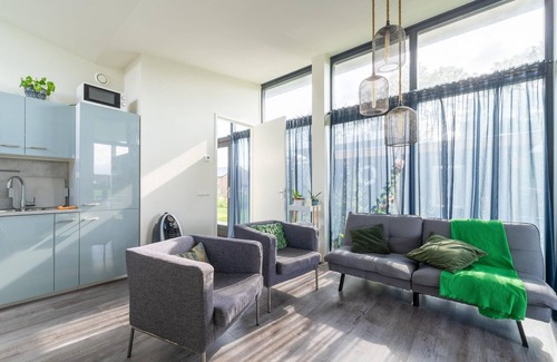 Vleteren House | Holiday Home near Kaag Lakes