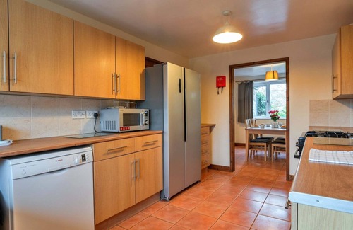 Saint Martin House | Holiday Home near Nanjizal Cove & Coastal Path