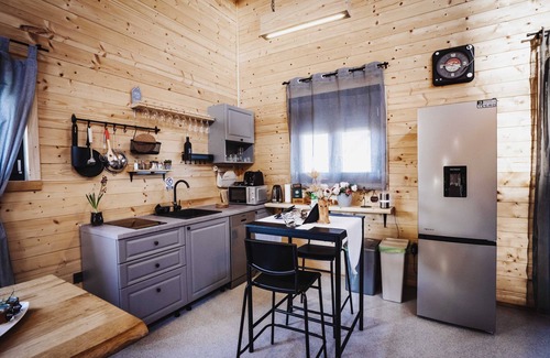 Vrbovec House | Holiday Home Nightswim Inn