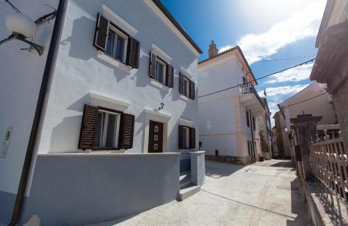 Municipality of Omisalj Villa | Holiday Home NiKa