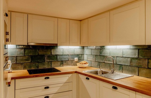 Penela House | Holiday Home 'Nocashouse' with Mountain View, Wi-Fi and Air Conditioning