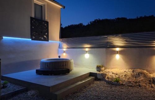 Sestanovac Villa | Holiday home "Olive tree", with new pool, jacuzzi and sauna