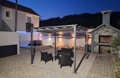 Sestanovac Villa | Holiday home "Olive tree", with new pool, jacuzzi and sauna