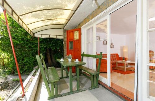 Balatonmariafurdo House | Holiday Home Rakoczi by Interhome