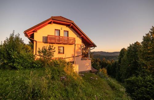 Predjama House | Holiday Home Razglednik