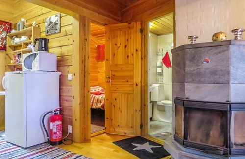 Kaamanen House | Holiday Home Revontulen tupa 1