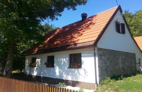 Brusane House | Holiday Home Rizvan City
