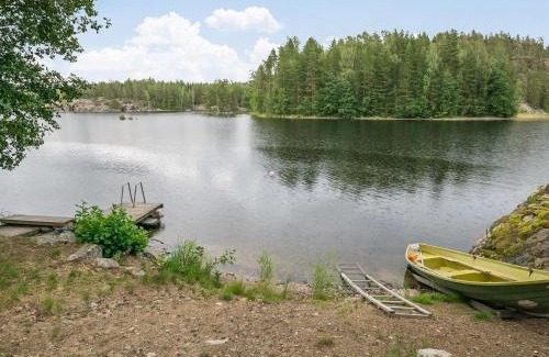 The Lakelands House | Holiday Home Salmela by Interhome