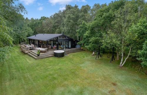 Helberskov Strand House | Holiday Home Skip - 250m from the sea by Interhome