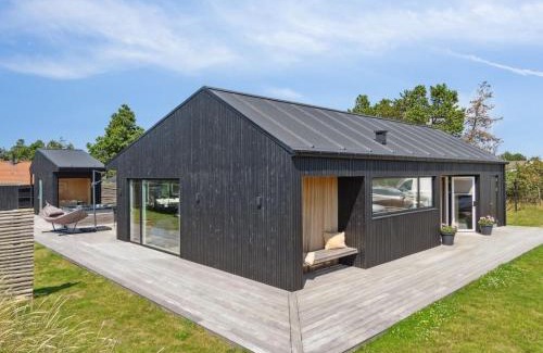 Blavand Strand House | Holiday Home Toyah - 400m from the sea by Interhome