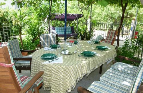 Sucuraj House | Holiday Home Villa ANiMa-Mia by Interhome