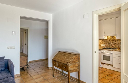 Navata House | Holiday Home 'Villa Valerie' with Mountain View, Shared Pool and Wi-Fi