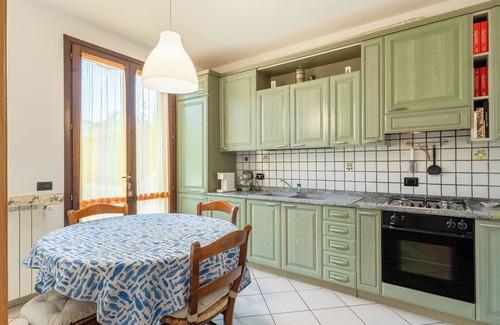 Cascina House | Holiday Home 'Villetta Grazia' with Private Terrace and Private Garden